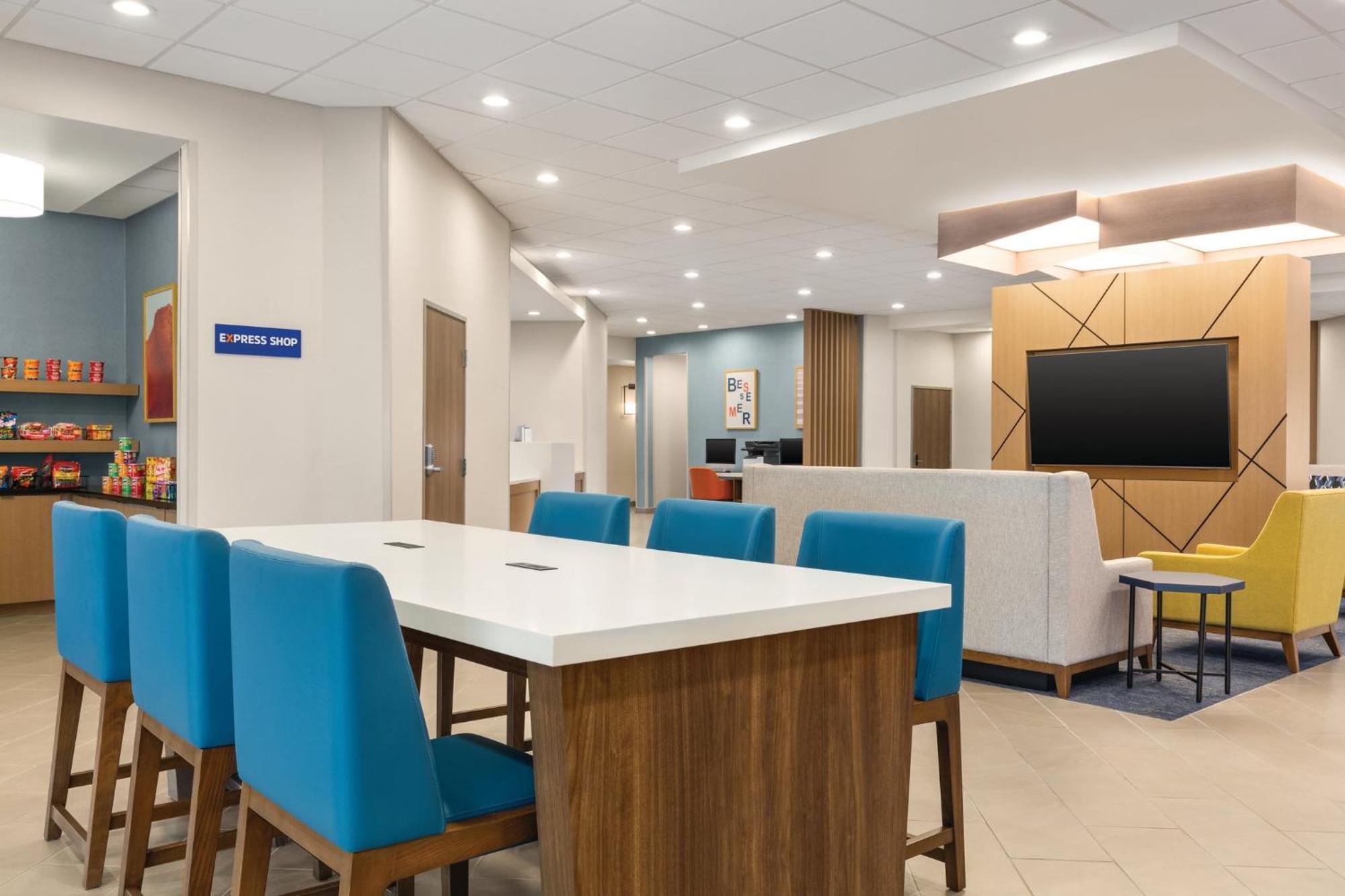 Holiday Inn Express & Suites Bessemer - Birmingham Sw By Ihg Extérieur photo