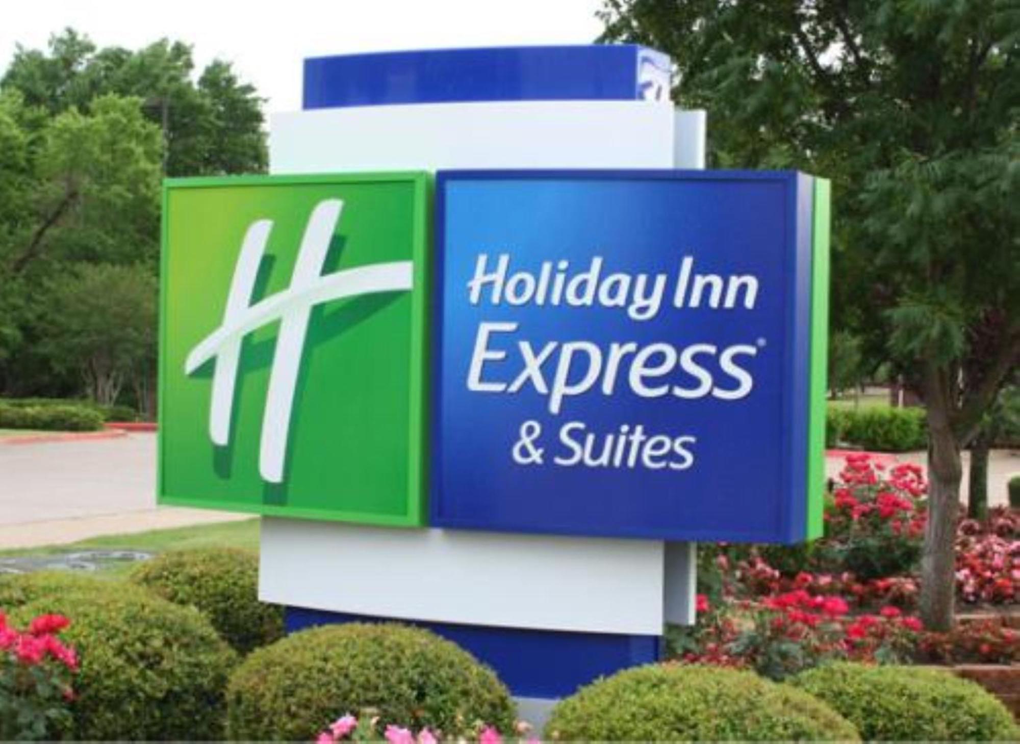 Holiday Inn Express & Suites Bessemer - Birmingham Sw By Ihg Extérieur photo